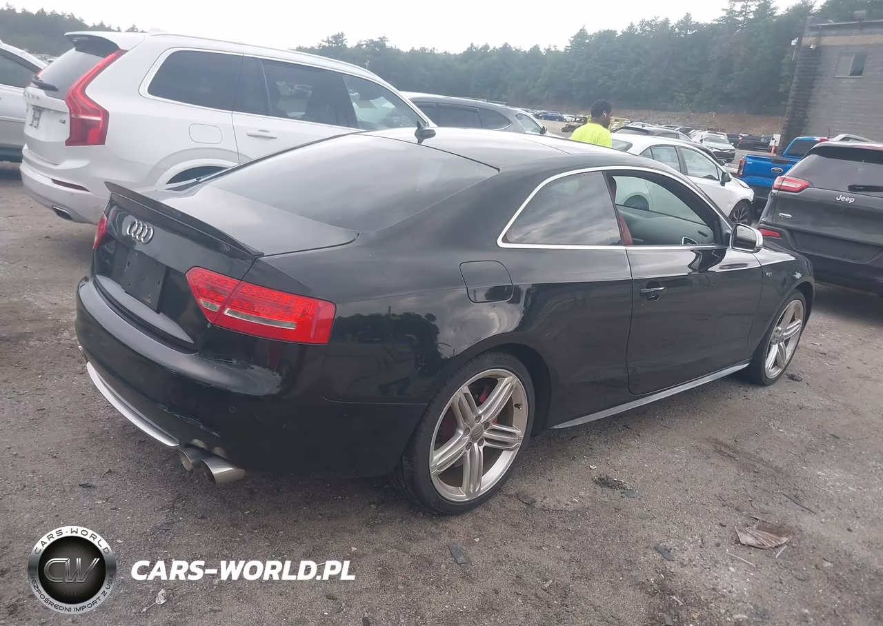 2012 Audi S5 Premium Plus VIN:WAUCVAFR0CA001431 - 4