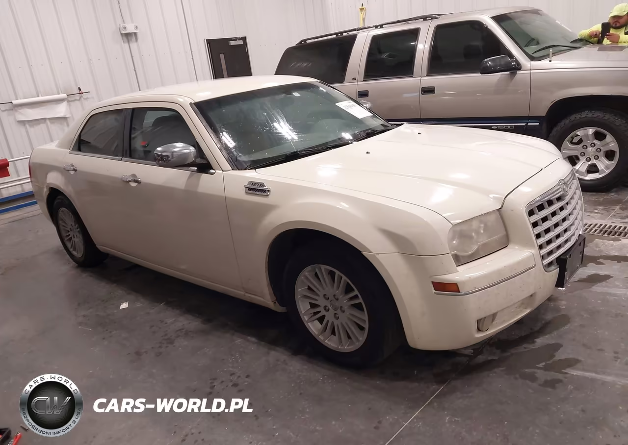 2010 Chrysler 300 Touring