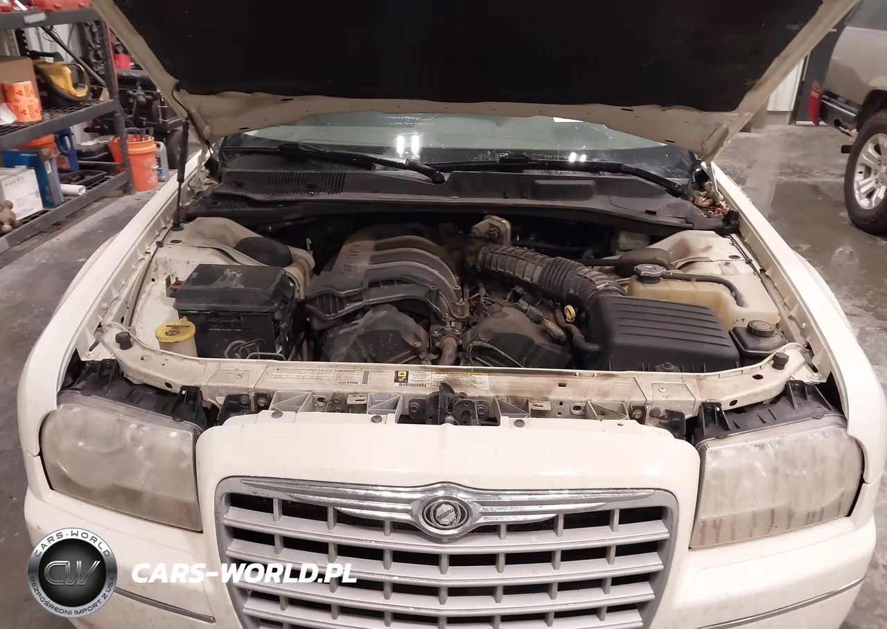 2010 Chrysler 300 Touring VIN:2C3CA4CD3AH216362 - 10