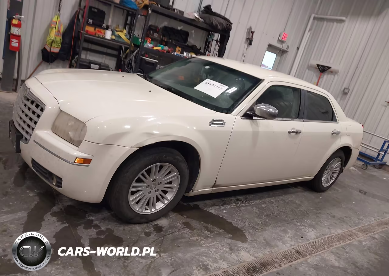 2010 Chrysler 300 Touring VIN:2C3CA4CD3AH216362 - 14