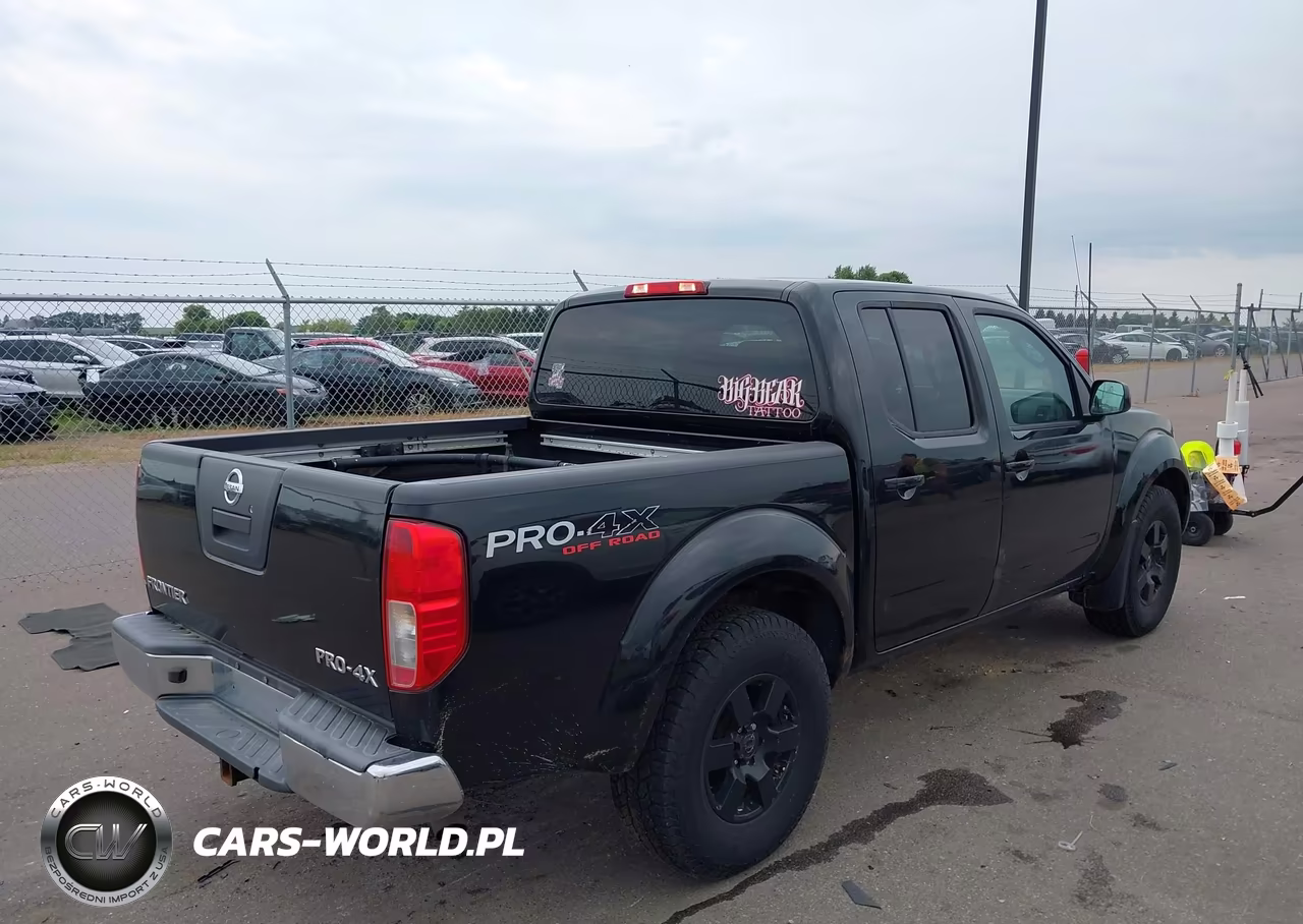 2011 Nissan Frontier Pro-4X VIN:1N6AD0EV2BC413694 - 4