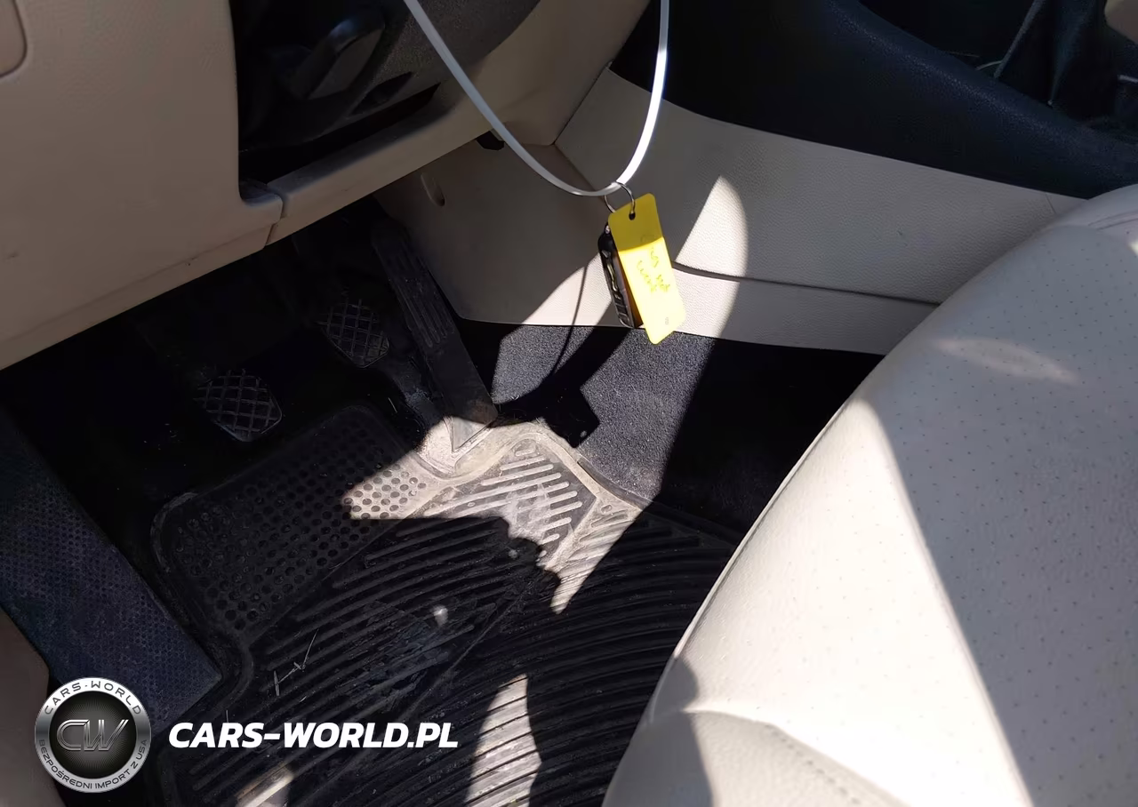 2011 Volkswagen Jetta Sportwagen 2.0L Tdi VIN:3VWML7AJ1BM610883 - 11