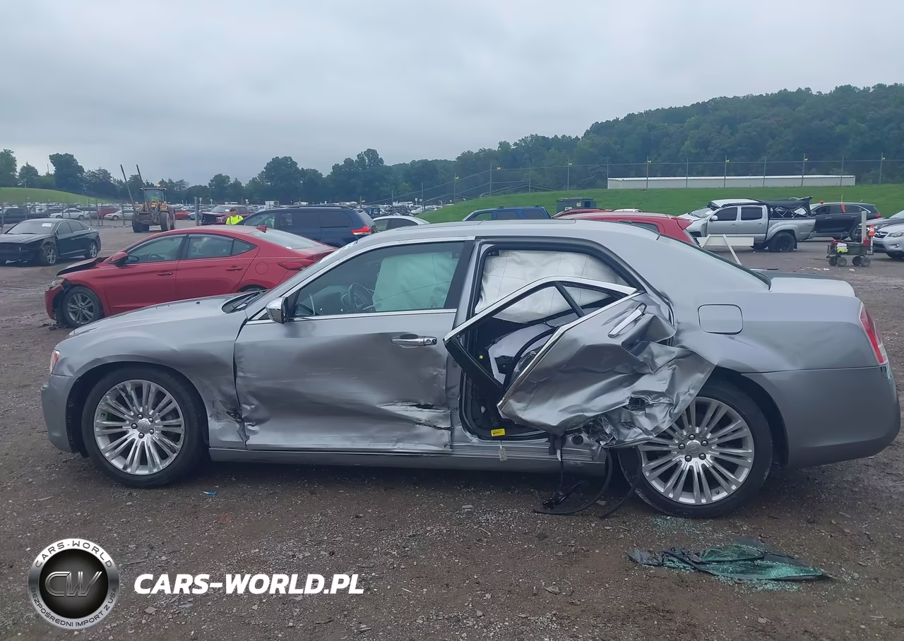 2014 Chrysler 300C VIN:2C3CCAEG8EH230991 - 14