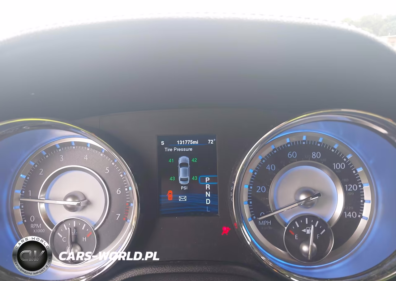 2014 Chrysler 300C VIN:2C3CCAEG8EH230991 - 7