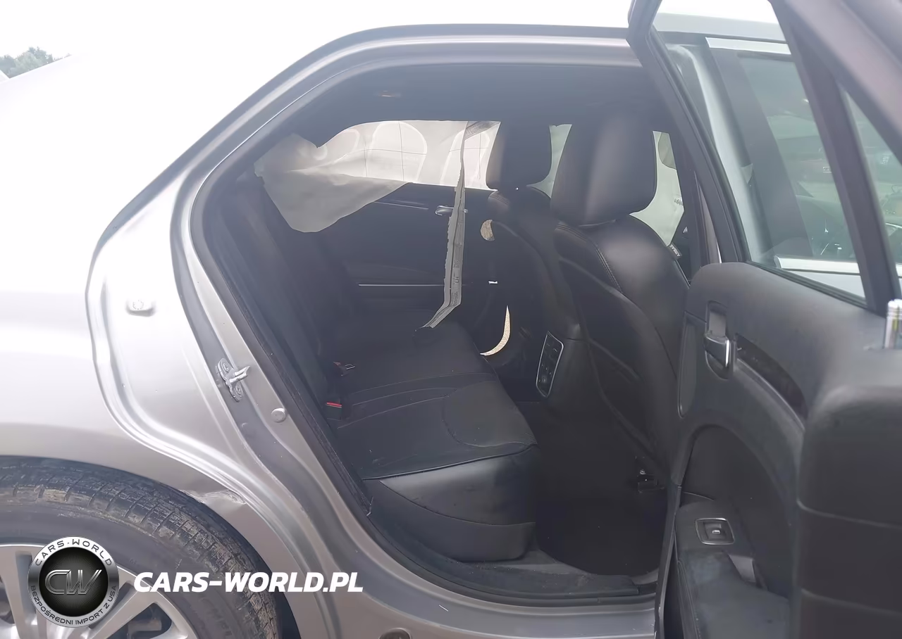 2014 Chrysler 300C VIN:2C3CCAEG8EH230991 - 8