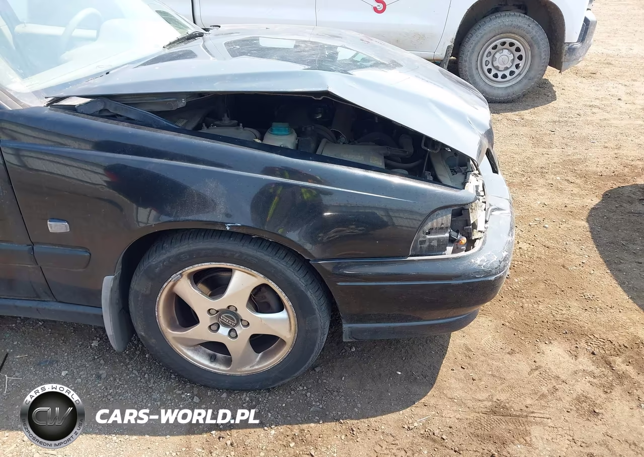 1999 Volvo S70 T5 VIN:YV1LS53DXX2568039 - 14