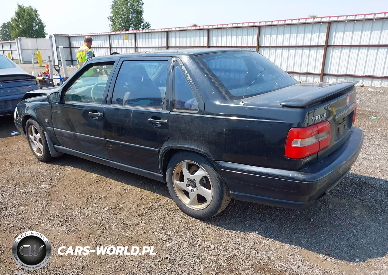 1999 Volvo S70 T5 VIN:YV1LS53DXX2568039 - 3