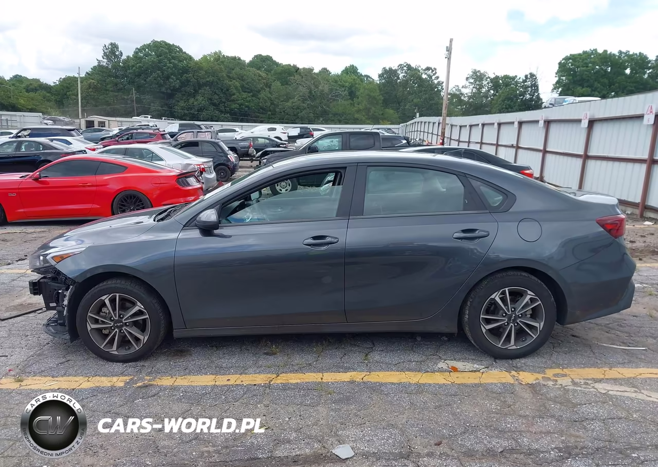 2024 Kia Forte Lxs VIN:3KPF24AD8RE789256 - 14