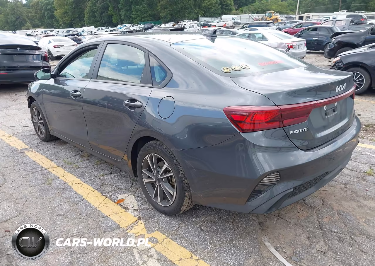 2024 Kia Forte Lxs VIN:3KPF24AD8RE789256 - 3