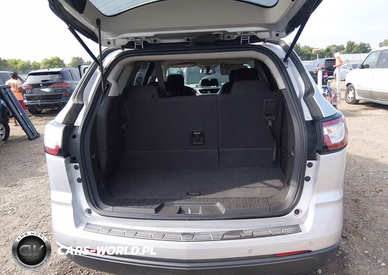 2017 Chevrolet Traverse Lt VIN:1GNKRHKD8HJ158905 - 19