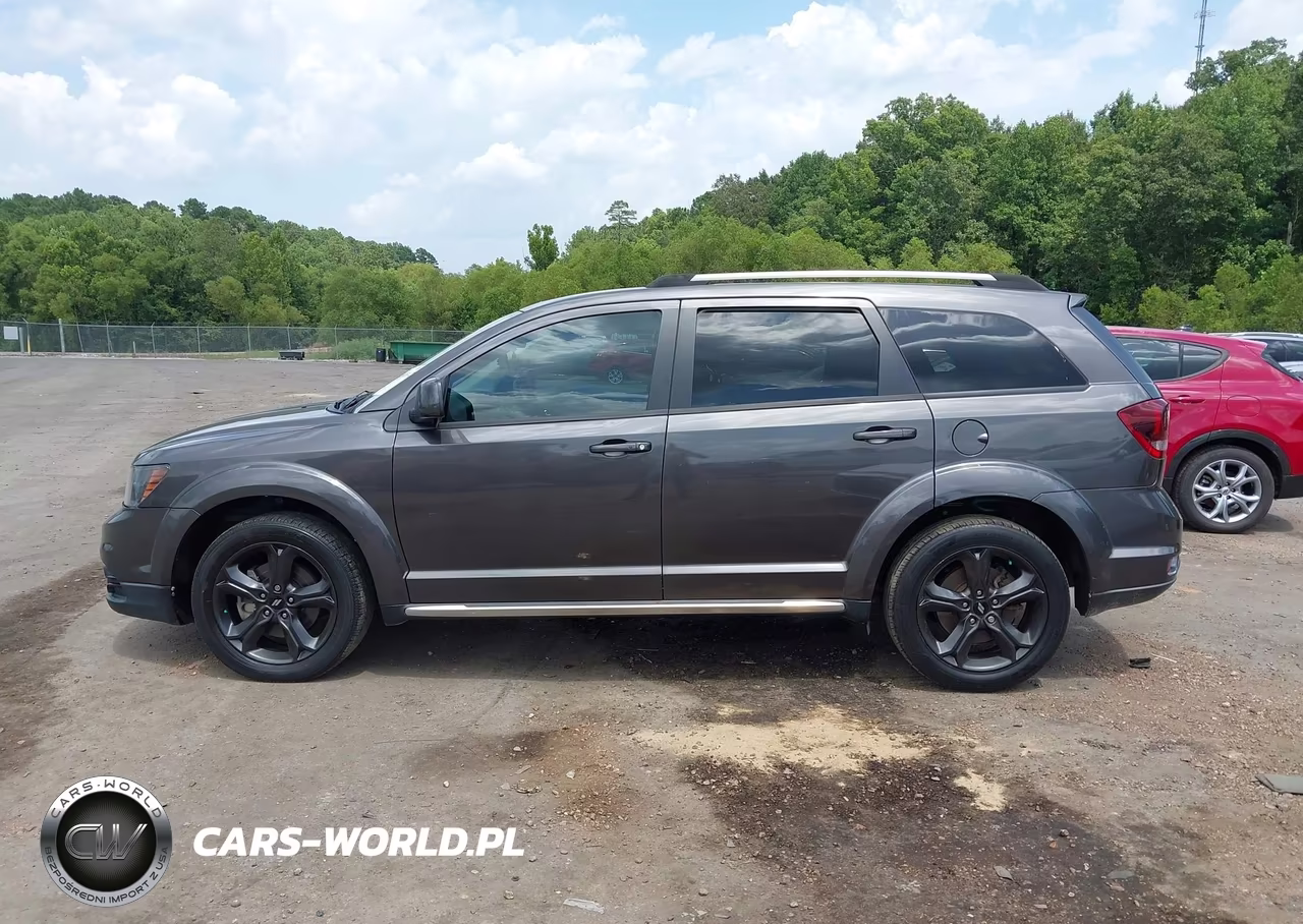 2020 Dodge Journey Crossroad VIN:3C4PDCGB0LT193575 - 14
