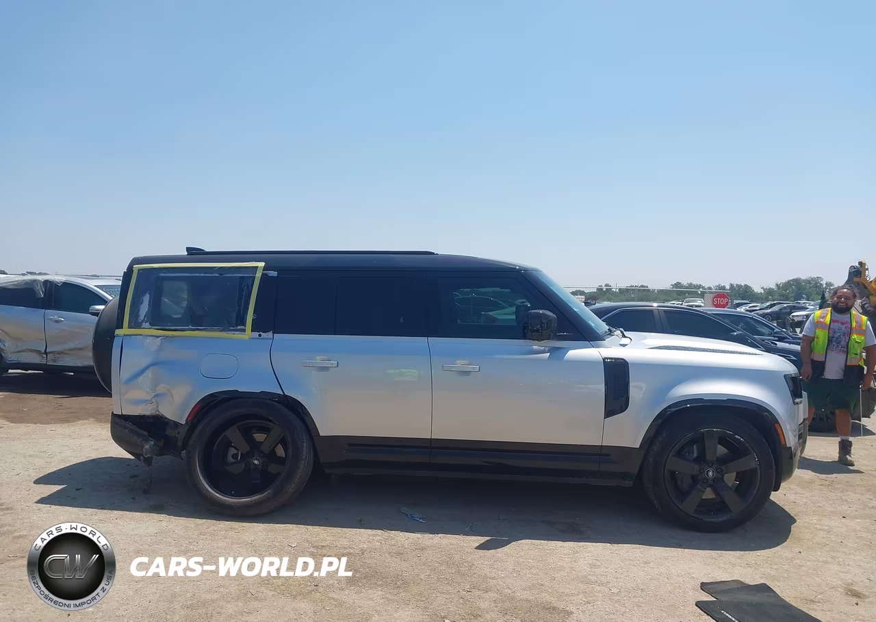 2024 Land Rover Defender 130 P400 X-Dynamic Se VIN:SALE2FEU0R2335977 - 13