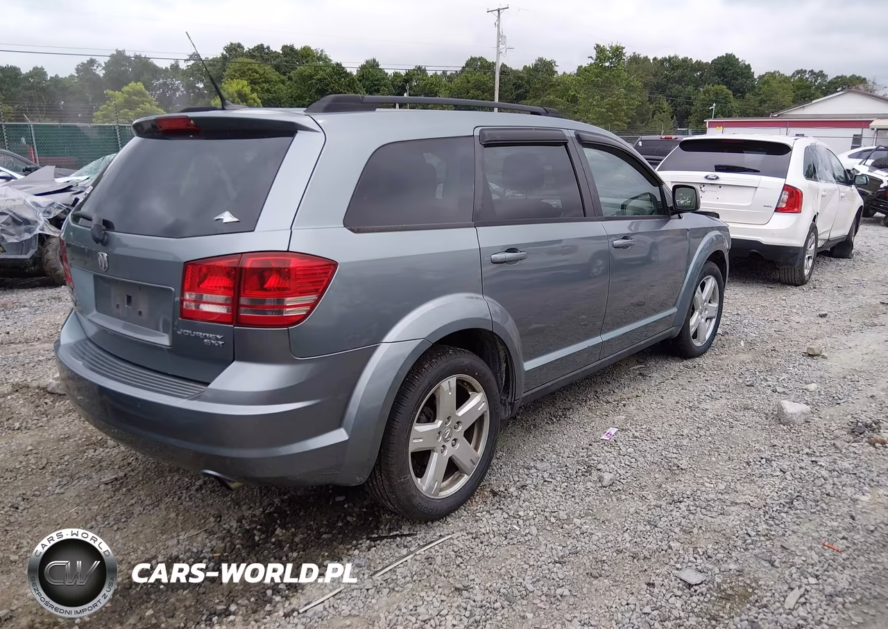 2010 Dodge Journey Sxt VIN:3D4PH5FVXAT225993 - 4