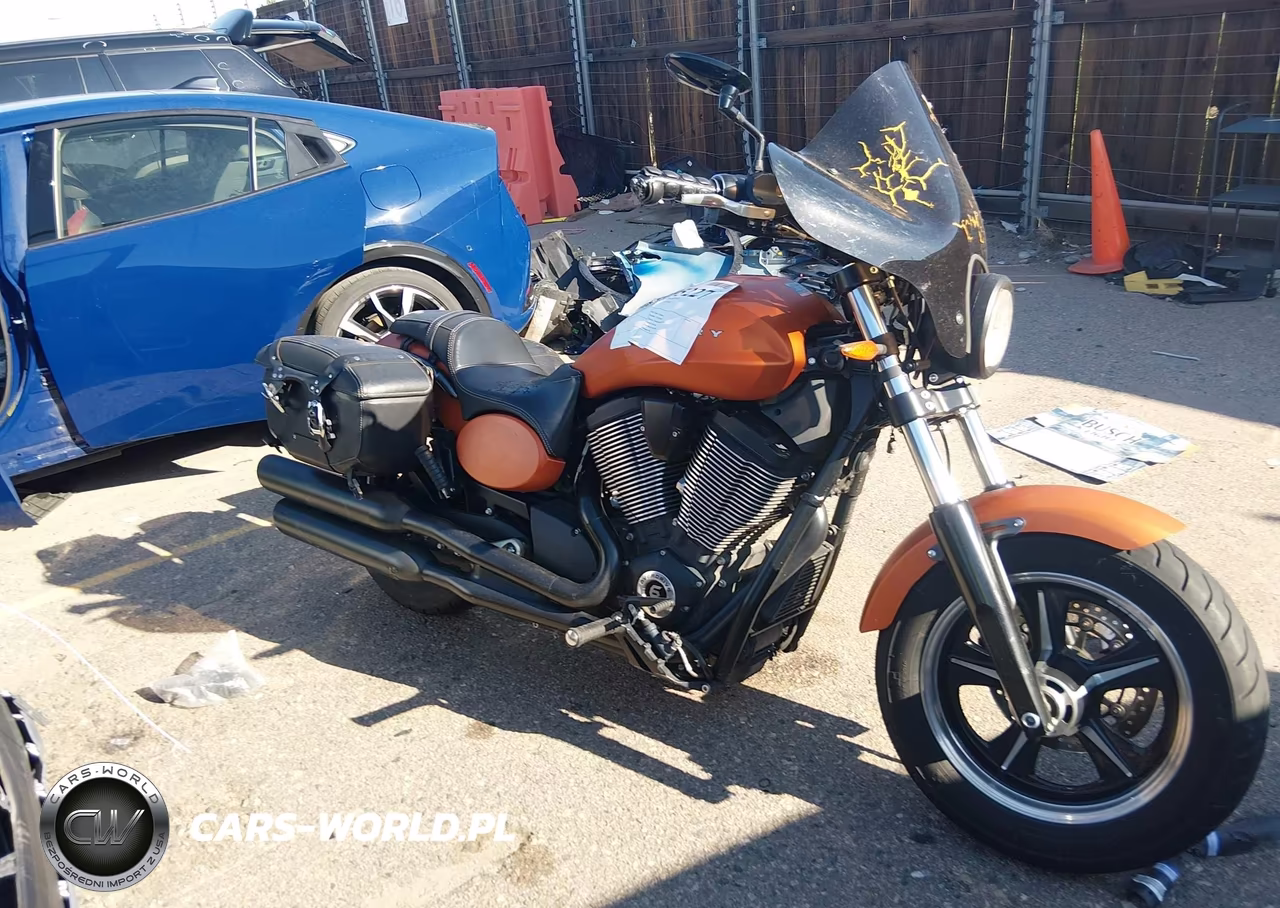 2013 Victory Motorcycles Judge VIN:5VPMB36N5D3010349 - 11