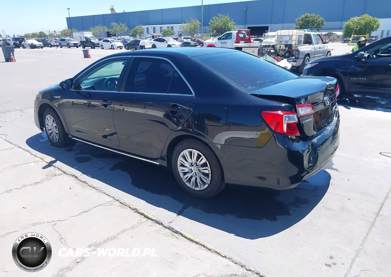 2014 Toyota Camry Hybrid Le VIN:4T1BD1FK4EU098375 - 3