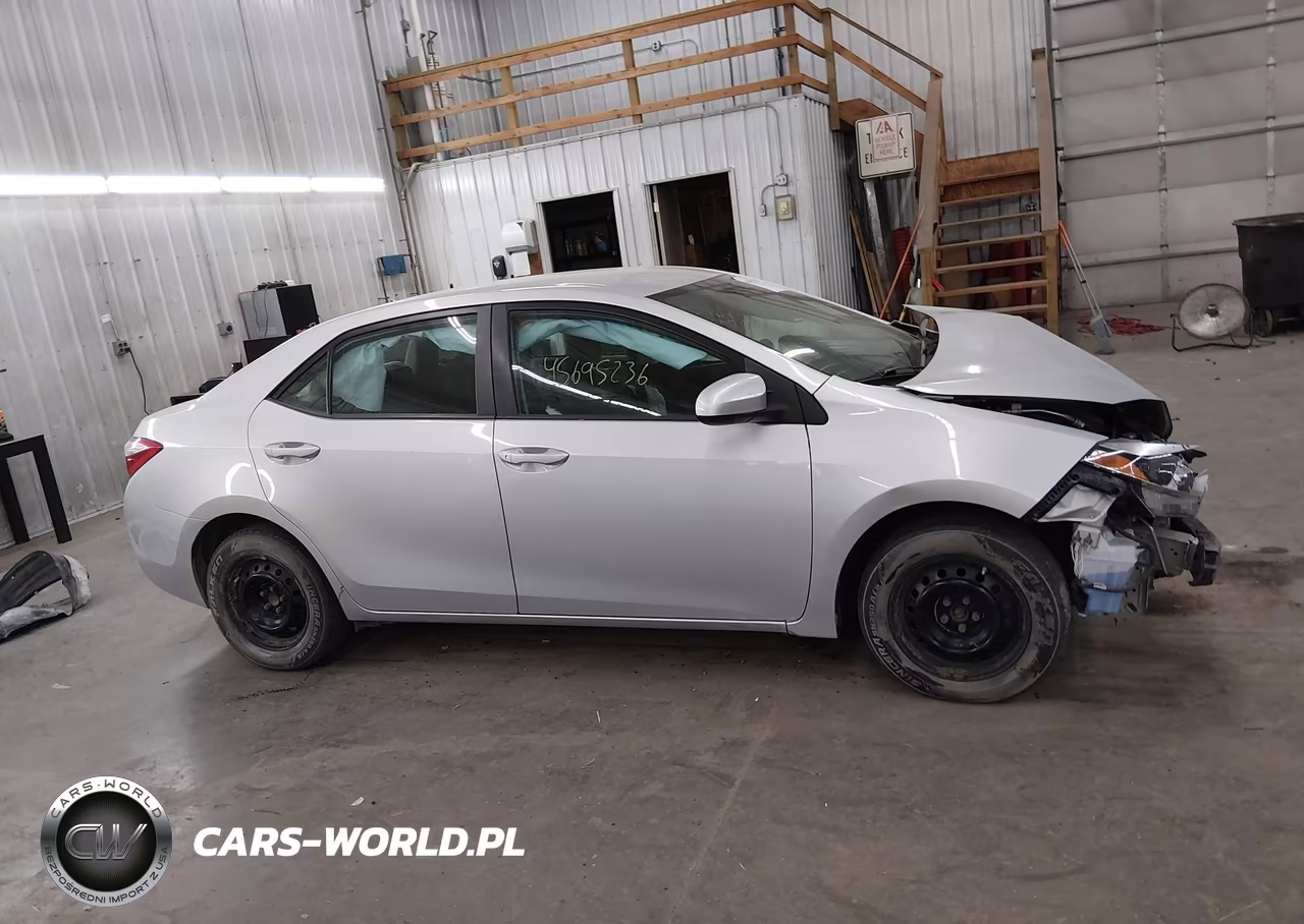 2015 Toyota Corolla L VIN:5YFBURHE7FP221479 - 14