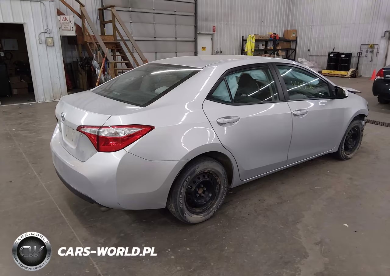 2015 Toyota Corolla L VIN:5YFBURHE7FP221479 - 4