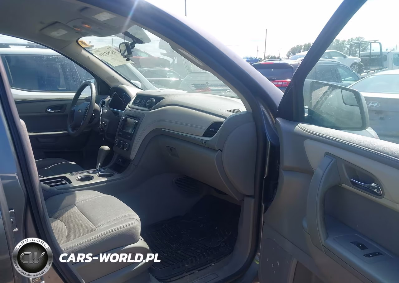 2013 Chevrolet Traverse Ls VIN:1GNKRFED0DJ137069 - 5
