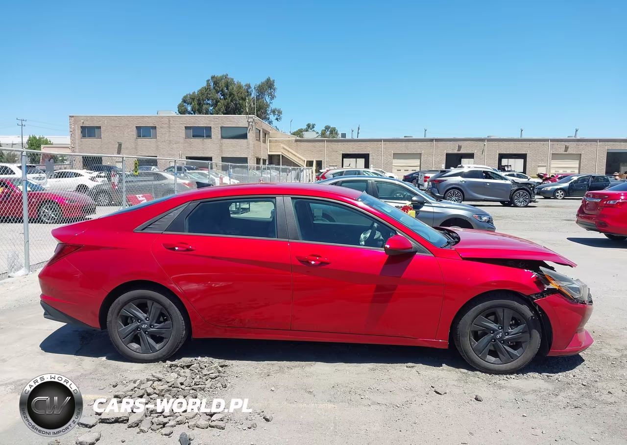 2022 Hyundai Elantra Sel VIN:5NPLM4AG5NH057583 - 13