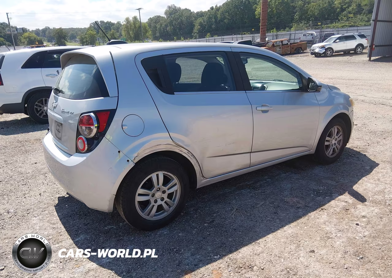 2016 Chevrolet Sonic Lt Auto VIN:1G1JC6SH1G4151717 - 4