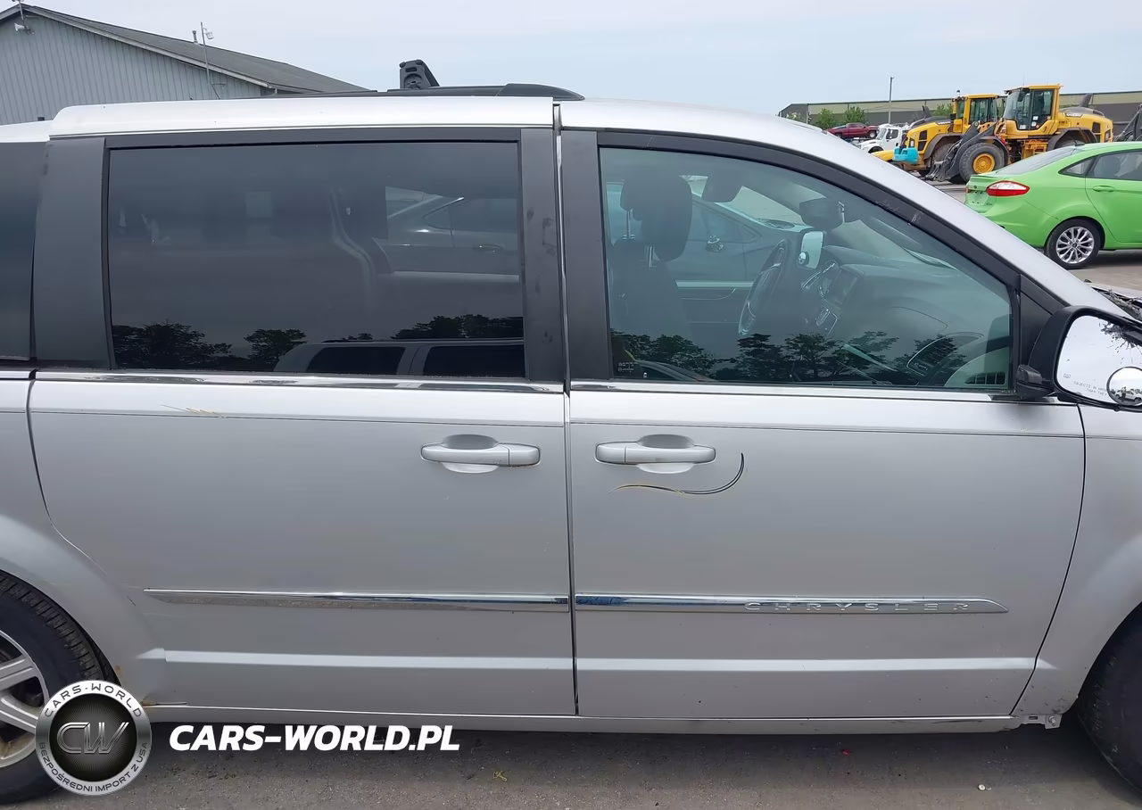 2012 Chrysler Town & Country Touring VIN:2C4RC1BG3CR174735 - 13