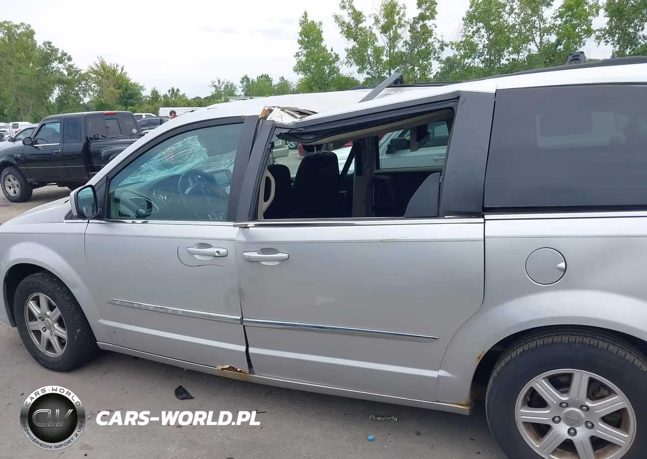 2012 Chrysler Town & Country Touring VIN:2C4RC1BG3CR174735 - 14
