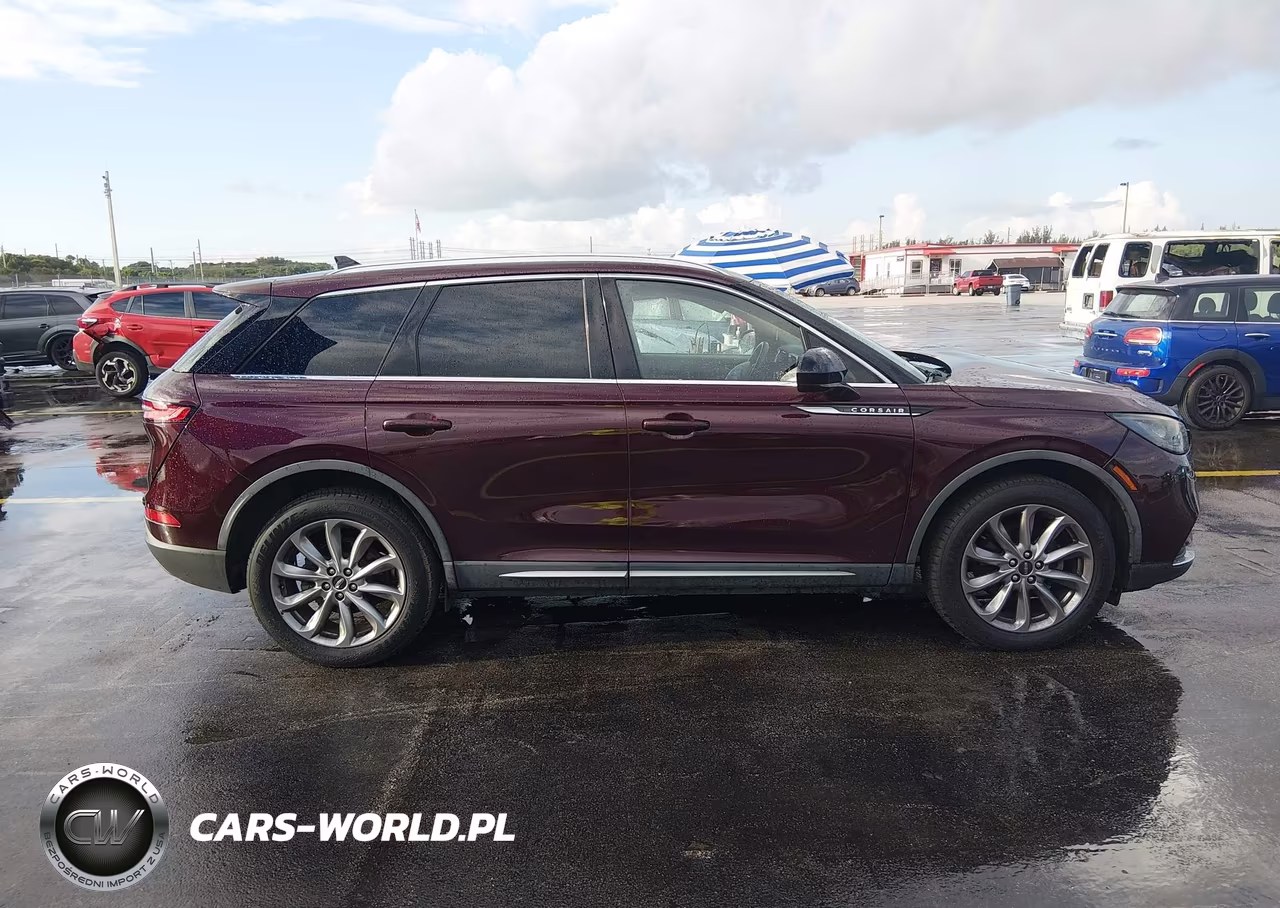 2020 Lincoln Corsair Standard VIN:5LMCJ1C9XLUL07594 - 13
