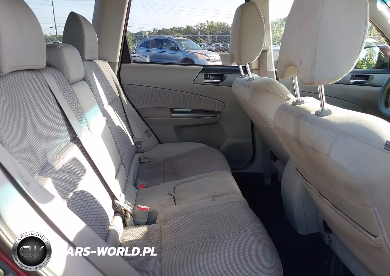 2013 Subaru Forester 2.5X Premium VIN:JF2SHADC1DH443553 - 8