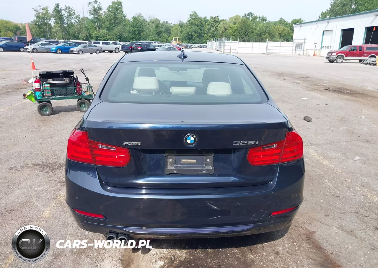 2015 BMW 328I xDrive VIN:WBA3B3G57FNR88767 - 16
