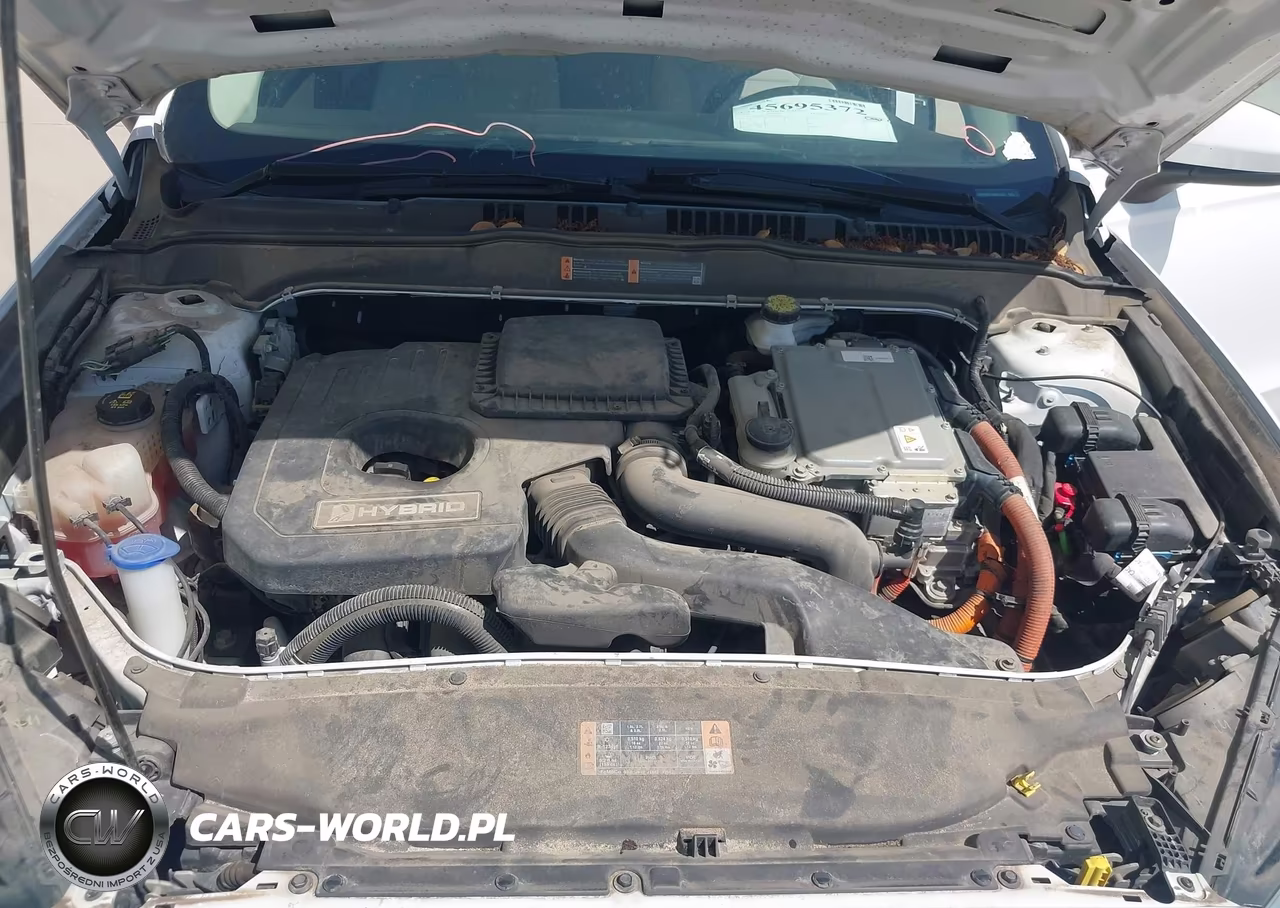 2018 Ford Fusion Hybrid S VIN:3FA6P0UU7JR281983 - 10