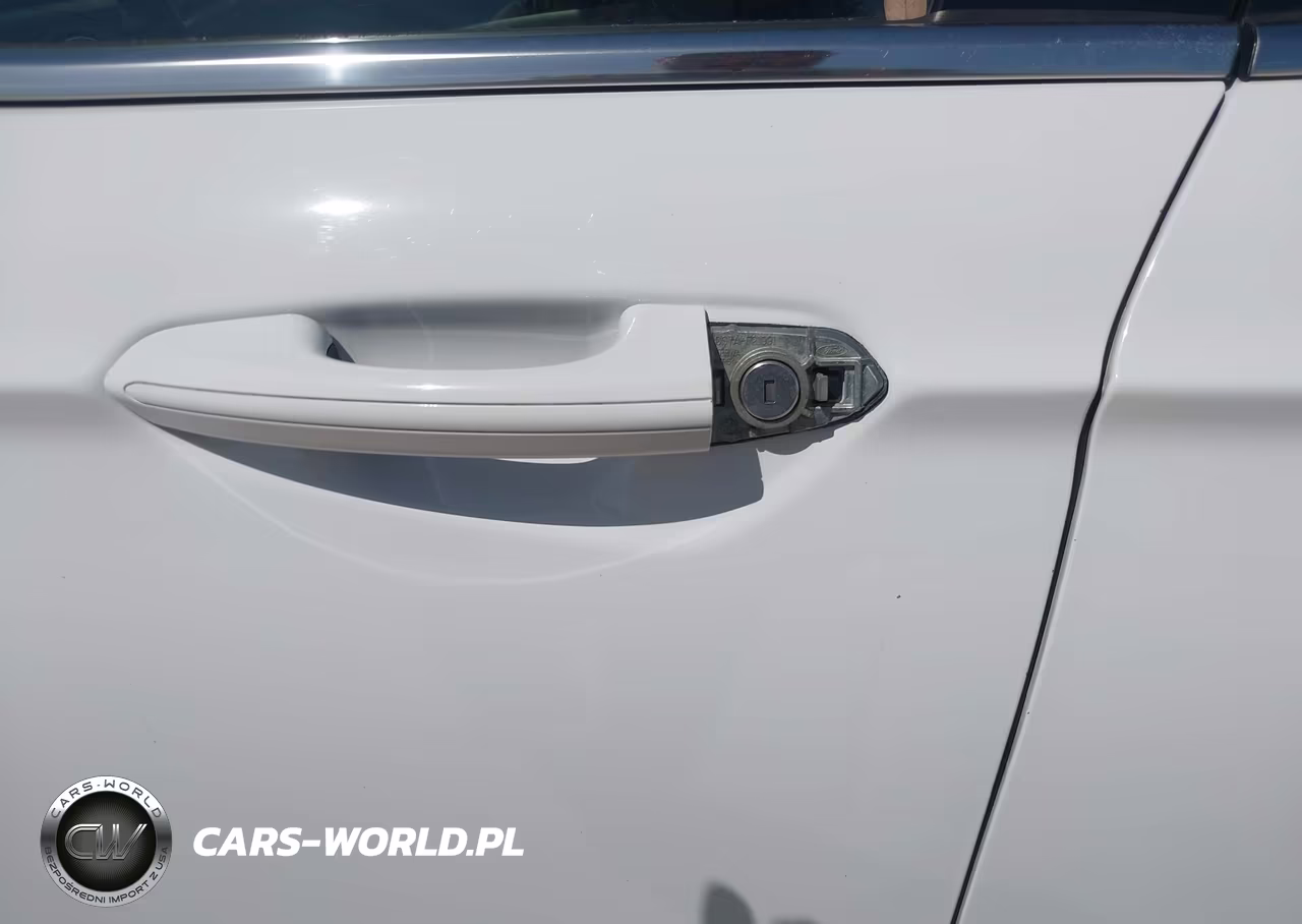 2018 Ford Fusion Hybrid S VIN:3FA6P0UU7JR281983 - 12