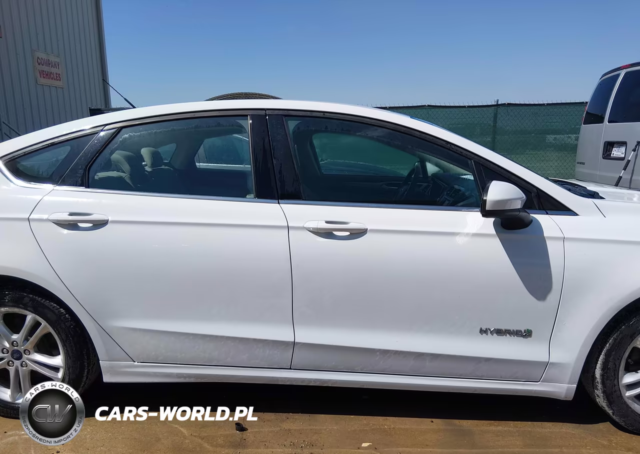 2018 Ford Fusion Hybrid S VIN:3FA6P0UU7JR281983 - 15