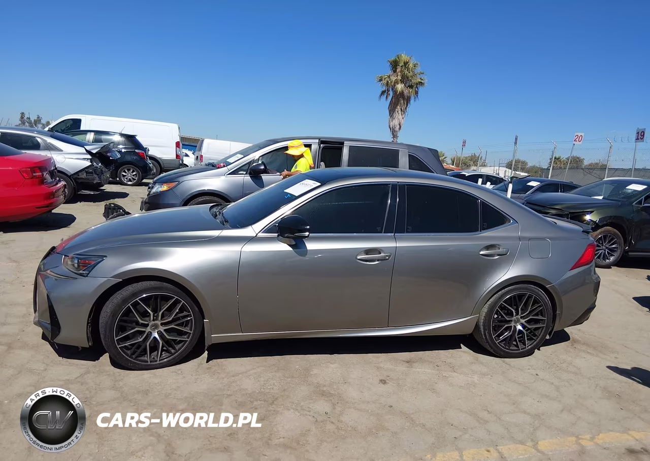 2018 Lexus Is 300 VIN:JTHBA1D24J5076895 - 14