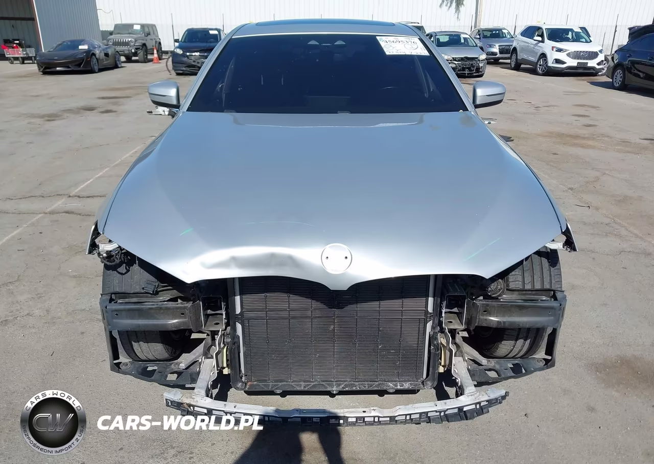 2019 BMW 530I VIN:WBAJA5C53KWW43610 - 13
