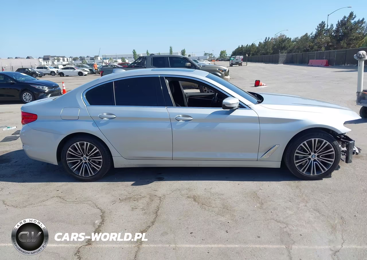 2019 BMW 530I VIN:WBAJA5C53KWW43610 - 14