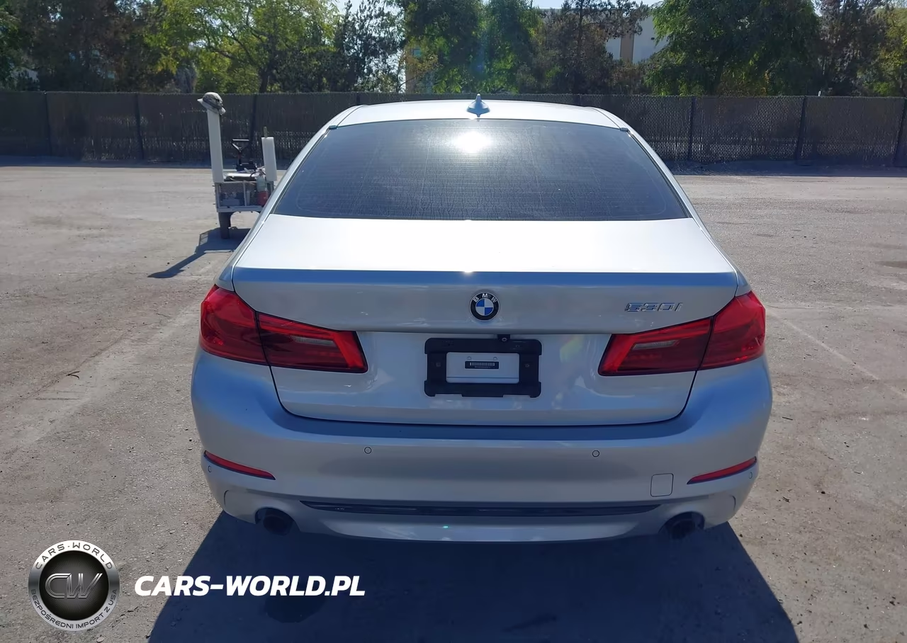 2019 BMW 530I VIN:WBAJA5C53KWW43610 - 17