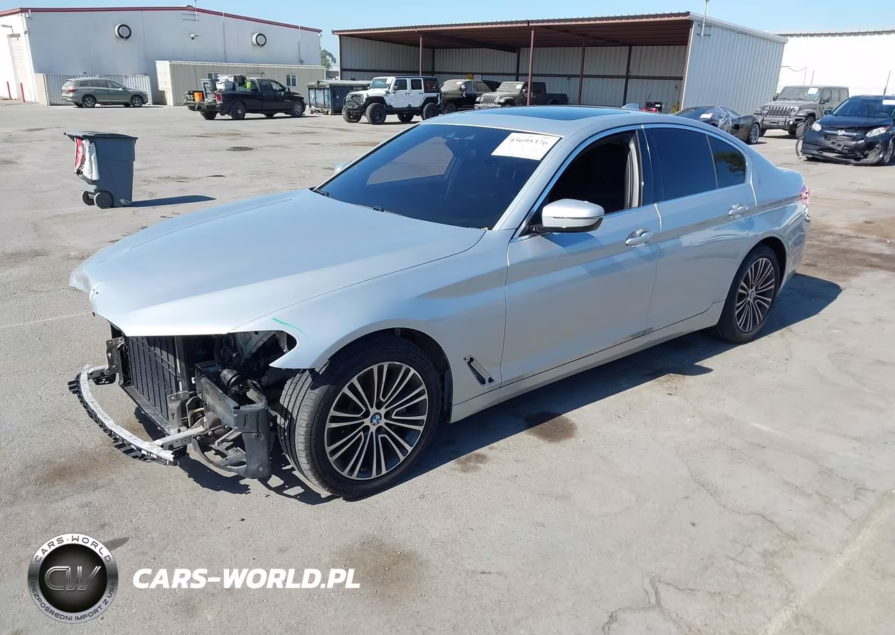 2019 BMW 530I VIN:WBAJA5C53KWW43610 - 2