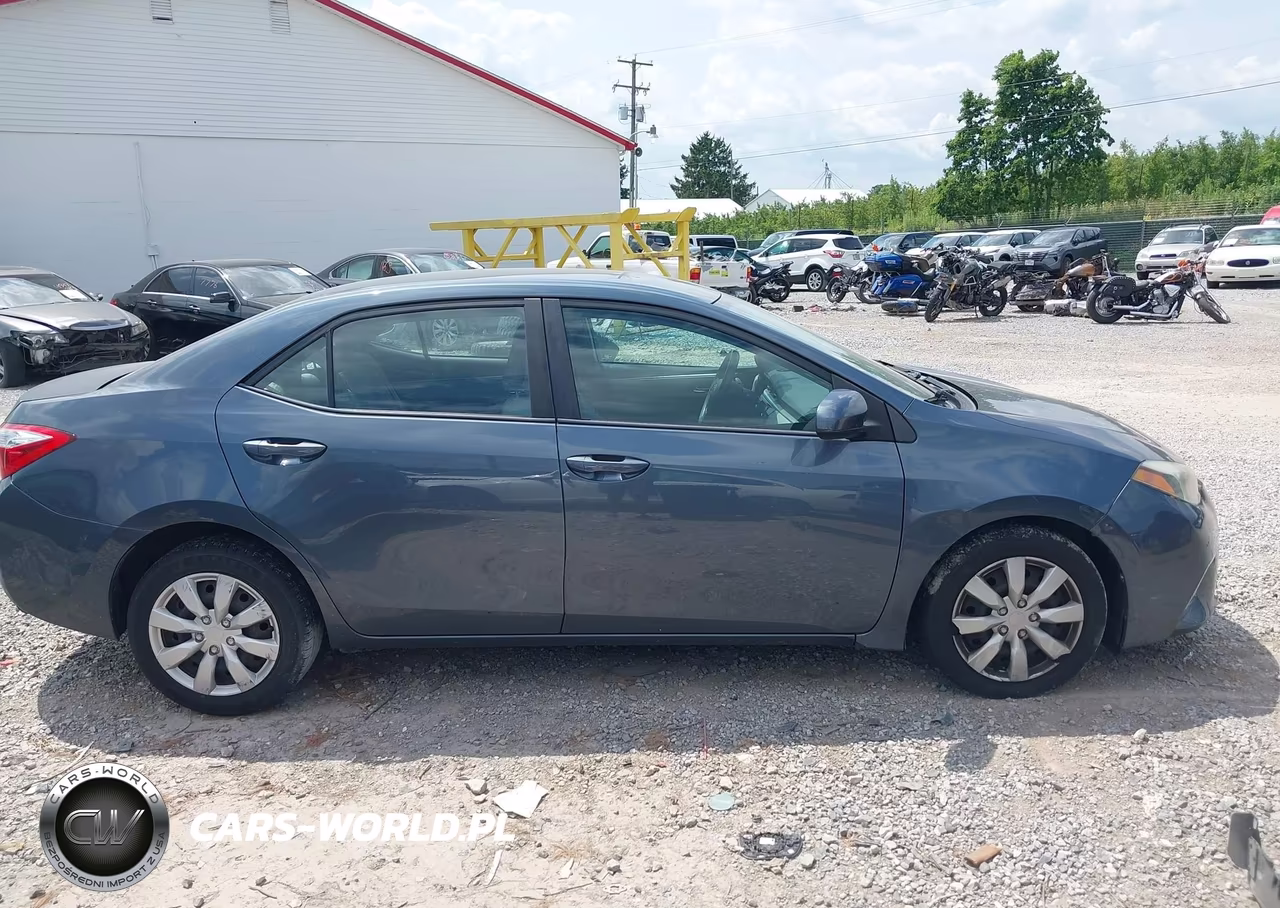 2015 Toyota Corolla Le VIN:2T1BURHE3FC434901 - 13