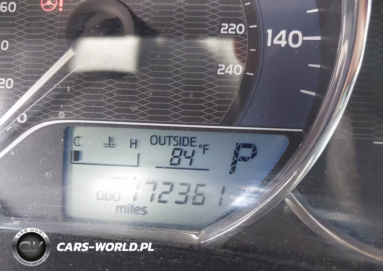2015 Toyota Corolla Le VIN:2T1BURHE3FC434901 - 15