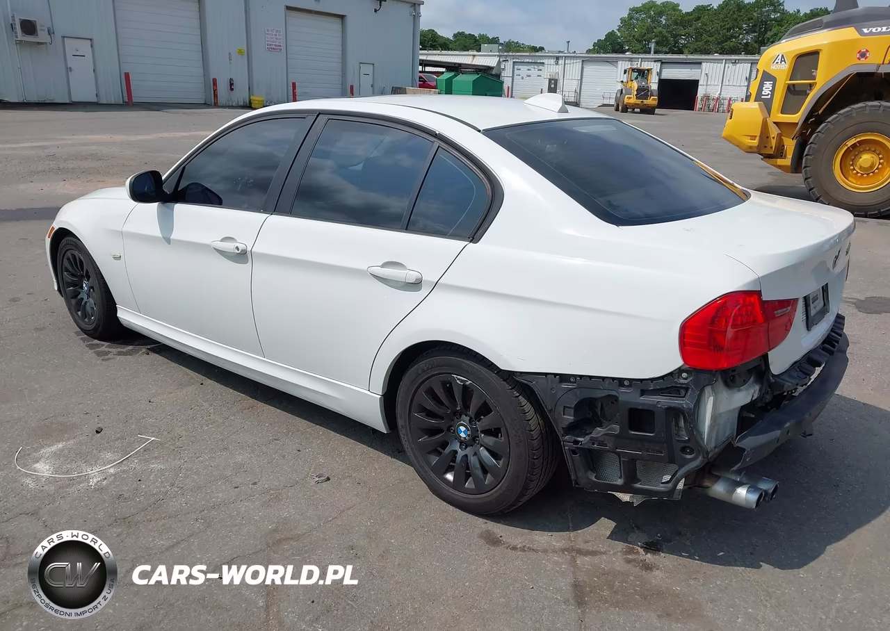 2009 BMW 328I VIN:WBAPH77519NM31252 - 3