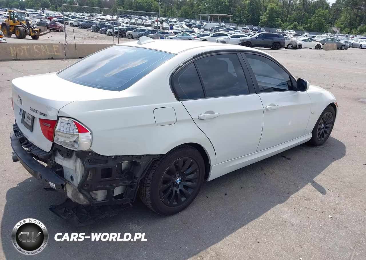 2009 BMW 328I VIN:WBAPH77519NM31252 - 4