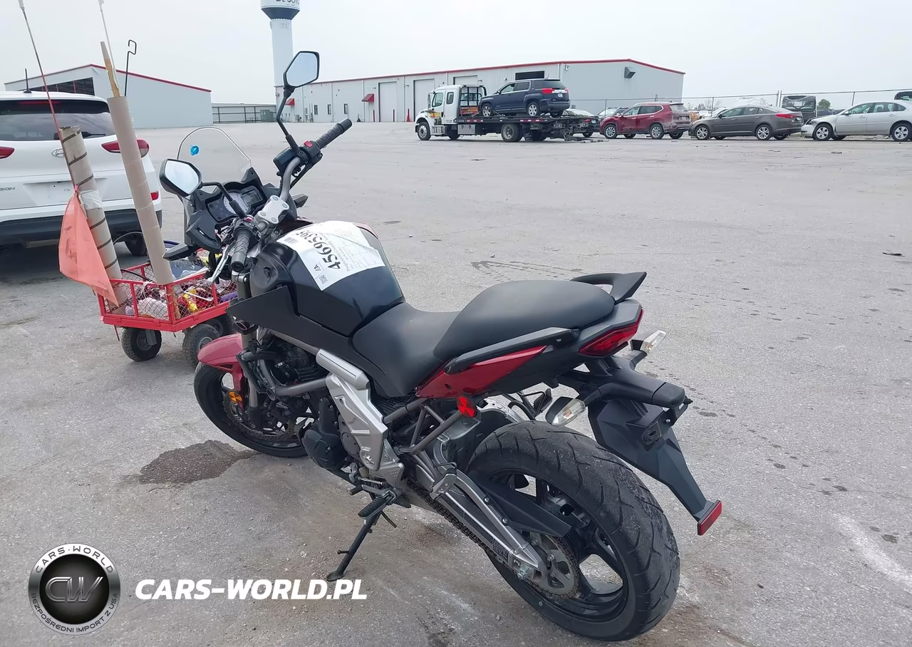 2011 Kawasaki Le650 C VIN:JKALEEC11BDA03739 - 3