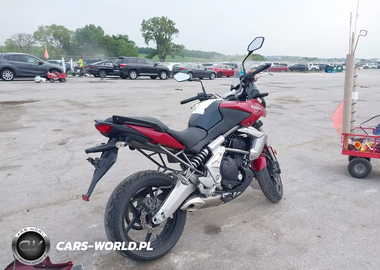 2011 Kawasaki Le650 C VIN:JKALEEC11BDA03739 - 4