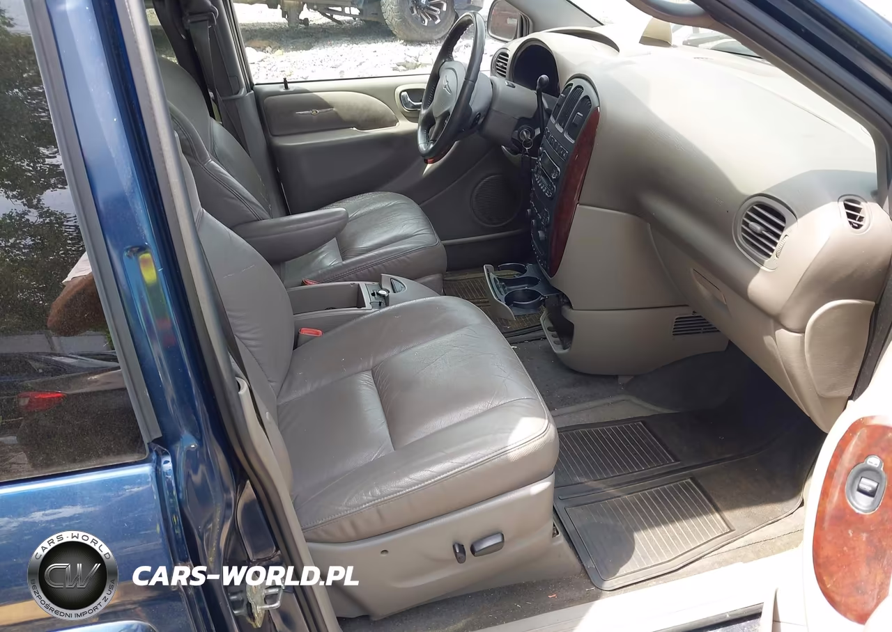 2003 Chrysler Town & Country Limited VIN:2C8GP64L33R113841 - 5