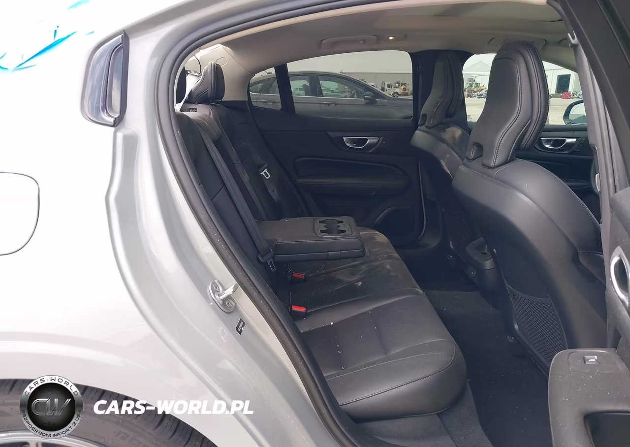 2024 Volvo S60 B5 Core Dark Theme VIN:7JRL12FK9RG317814 - 8