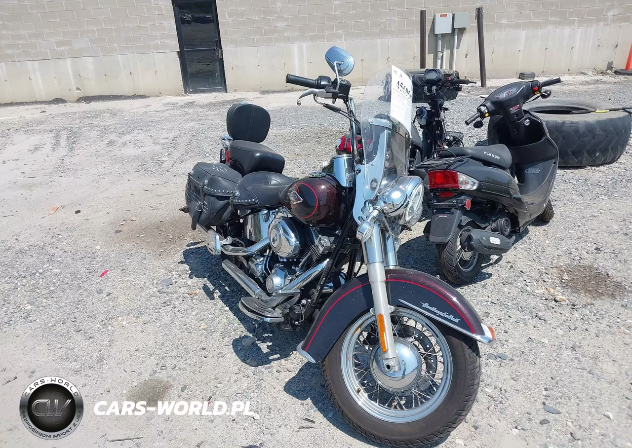 2011 Harley-Davidson Flstc