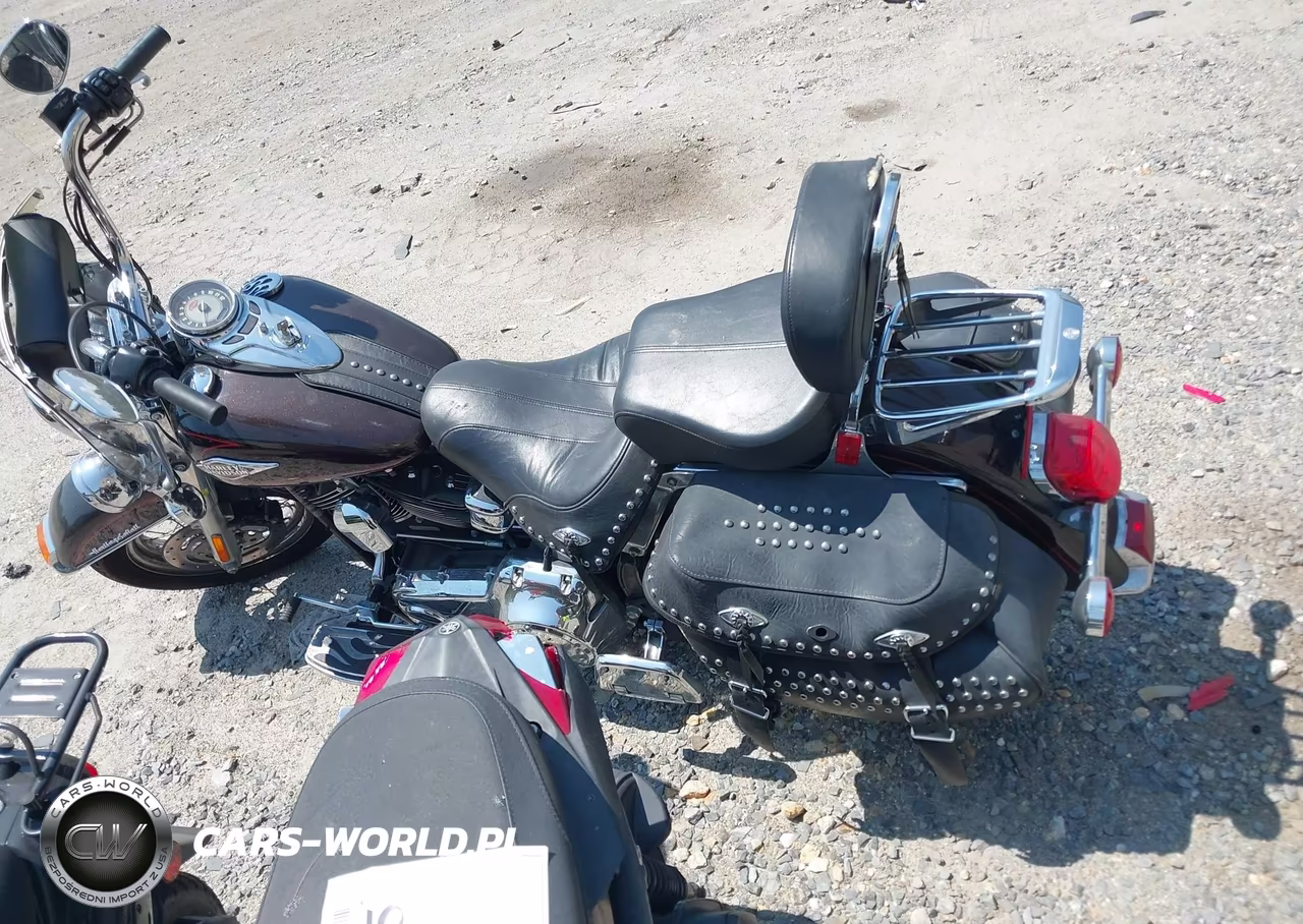 2011 Harley-Davidson Flstc VIN:1HD1BW512BB038726 - 13