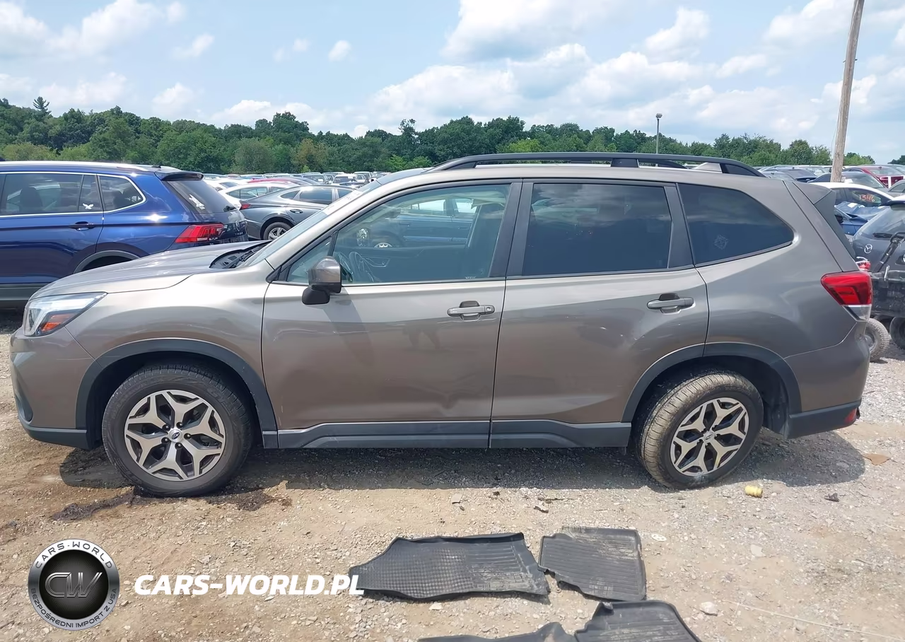 2021 Subaru Forester Premium VIN:JF2SKAJC4MH584672 - 14