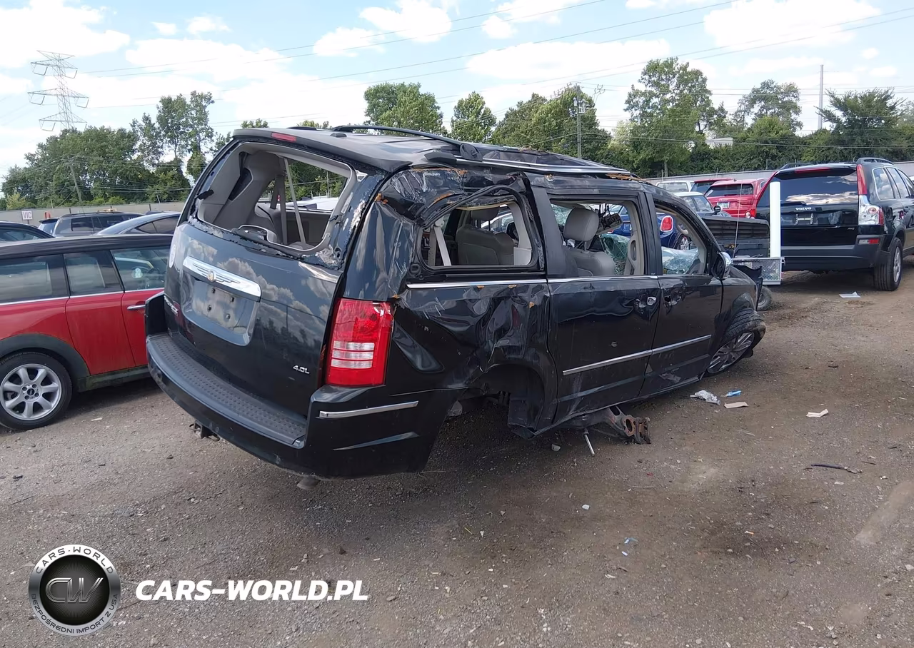 2008 Chrysler Town & Country Limited VIN:2A8HR64X68R614824 - 4
