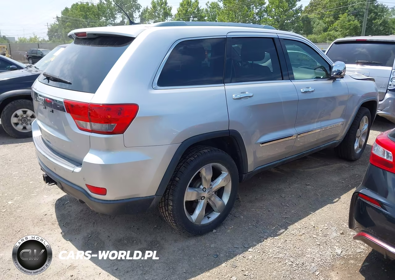2012 Jeep Grand Cherokee Overland VIN:1C4RJECG3CC204384 - 4
